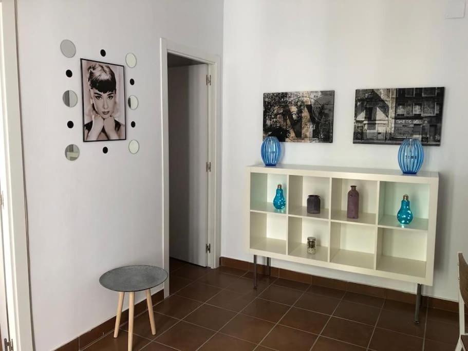 Bonito Apartamento En Calle San Carlos Madrid Bagian luar foto