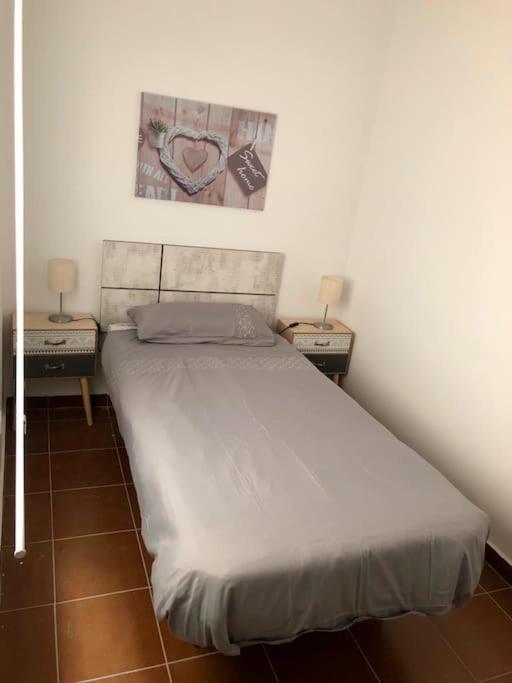 Bonito Apartamento En Calle San Carlos Madrid Bagian luar foto